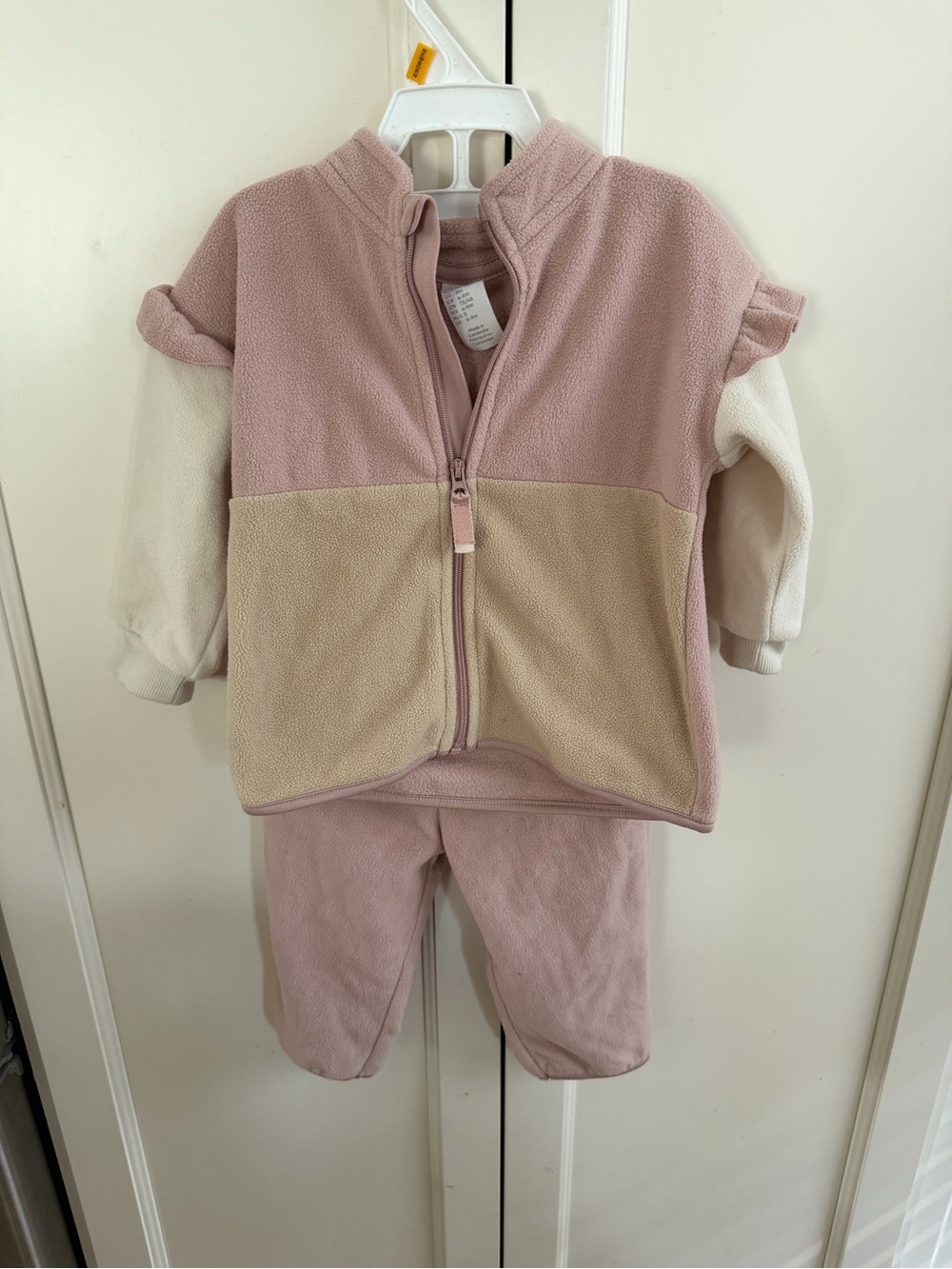 H&M 9m Two-Tone Pink & Cream Fleece Baby Set